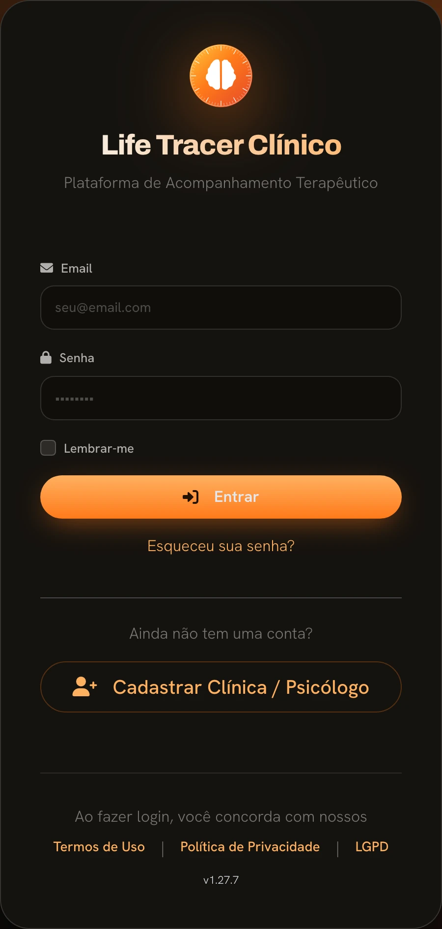 Tela pública de acesso ao portal LifeTracer para psicólogos e clínicas.